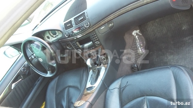 Mercedes E 270 2002, 320,000 km - 2.7 l - Bakı
