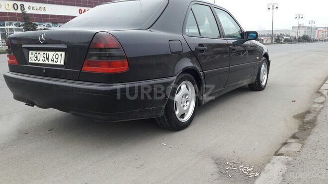 Mercedes C 200 1999, 175,000 km - 2.0 l - Bakı