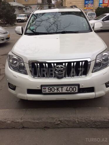 Toyota Prado 2011, 200,000 km - 4.0 l - Bakı