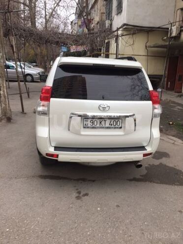 Toyota Prado 2011, 200,000 km - 4.0 l - Bakı