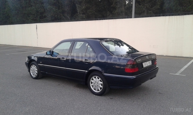 Mercedes C 180 1998, 220,000 km - 1.8 l - Sumqayıt