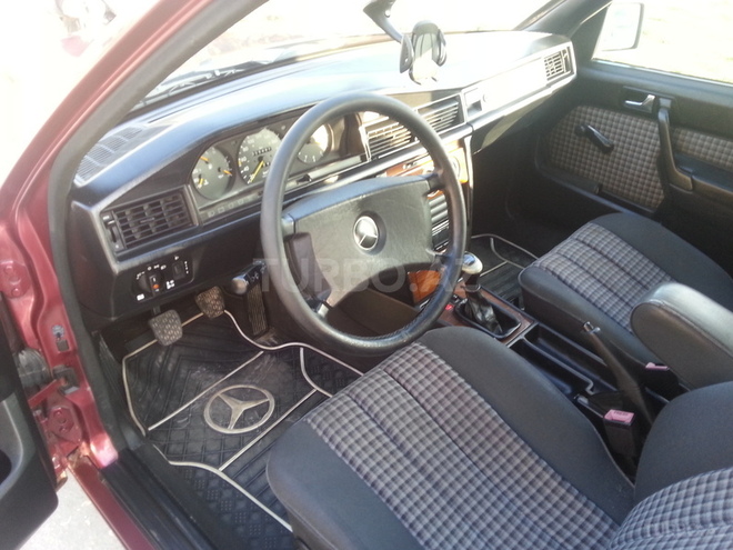 Mercedes 190 1990, 305,000 km - 1.8 l - Bakı