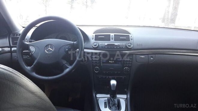 Mercedes E 270 2002, 220,000 km - 2.7 l - Bakı