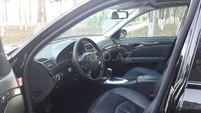 Mercedes E 270 2002, 220,000 km - 2.7 l - Bakı