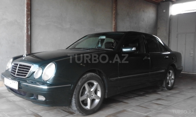 Mercedes E 200 1999, 244,000 km - 2.0 l - Gəncə