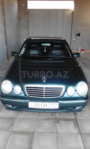 Mercedes E 200 1999, 244,000 km - 2.0 l - Gəncə