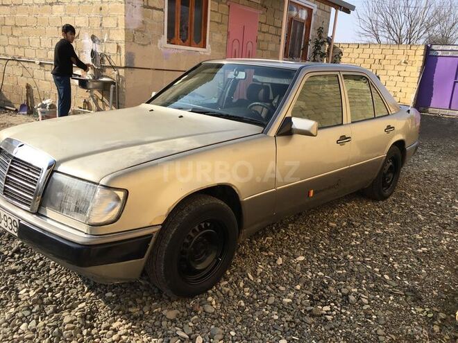 Mercedes E 200 1991, 600,000 km - 2.0 l - Bakı
