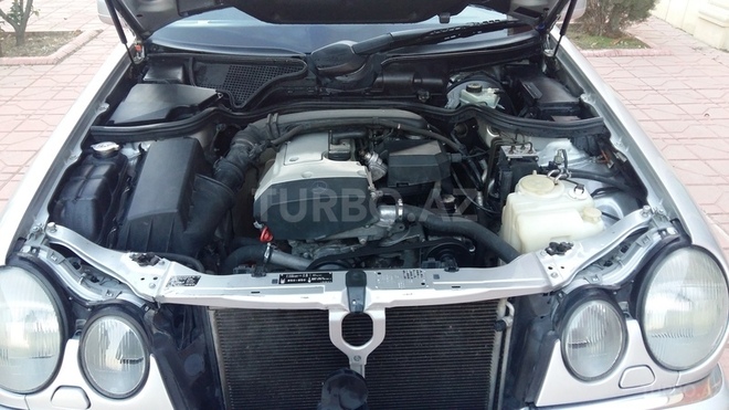 Mercedes E 200 1998, 289,000 km - 2.0 l - Tovuz