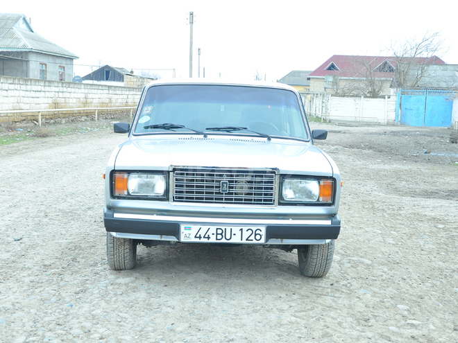 LADA (VAZ) 2107 2010, 50,000 km - 1.6 л - Salyan