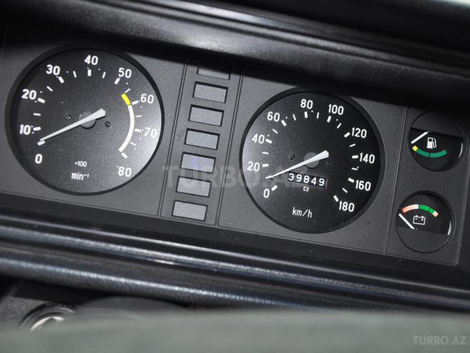 LADA (VAZ) 2107 2010, 50,000 km - 1.6 л - Salyan