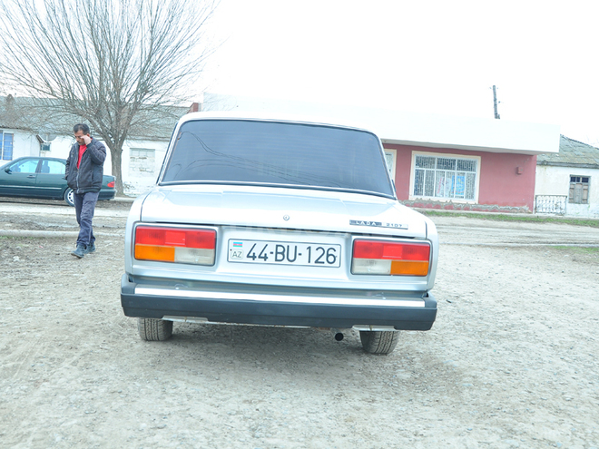 LADA (VAZ) 2107 2010, 50,000 km - 1.6 л - Salyan