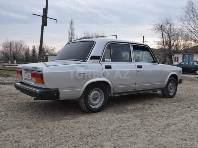 LADA (VAZ) 2107 2010, 50,000 km - 1.6 л - Salyan
