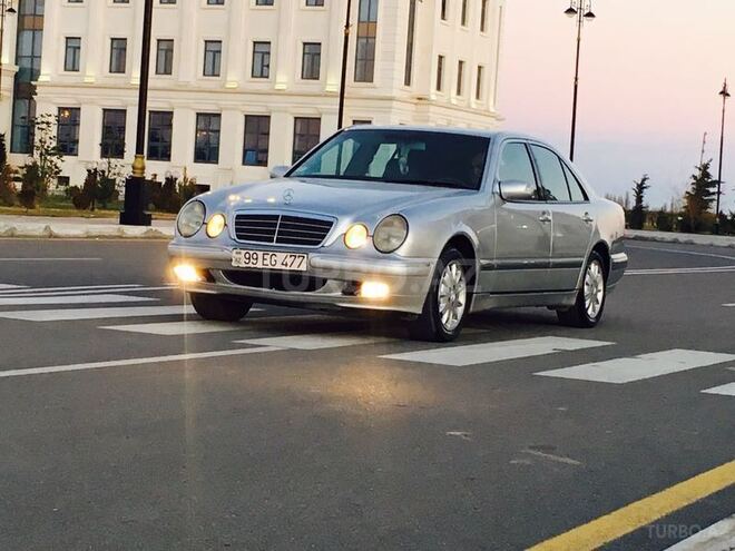Mercedes E 200 2000, 212,914 km - 2.0 l - Ağdaş