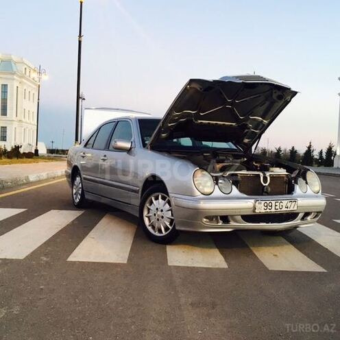 Mercedes E 200 2000, 212,914 km - 2.0 l - Ağdaş