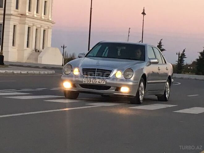 Mercedes E 200 2000, 212,914 km - 2.0 l - Ağdaş