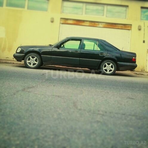 Mercedes E 200 1994, 350,000 km - 0.2 l - Bakı