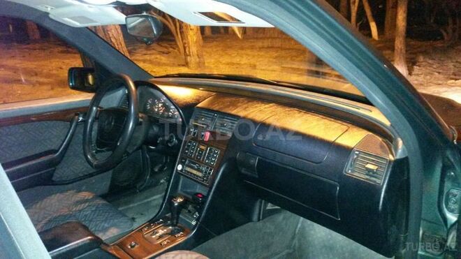 Mercedes C 200 1994, 245,000 km - 2.0 л - Bakı