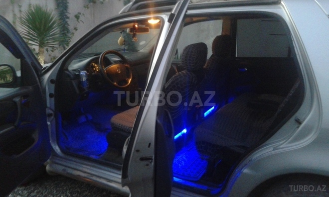 Mercedes ML 320 2000, 178,000 km - 3.2 l - Bakı