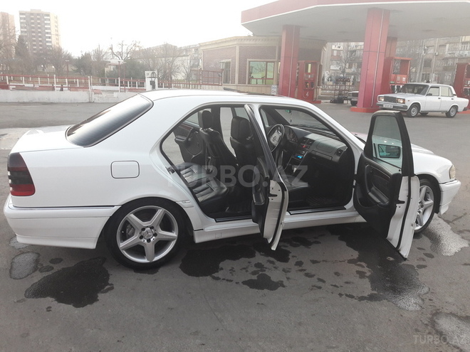Mercedes C 240 1999, 356,500 km - 2.4 л - Gəncə