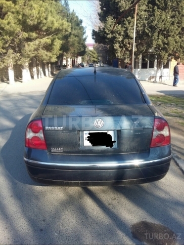 Volkswagen Passat 2003, 195,000 km - 1.8 l - Sumqayıt