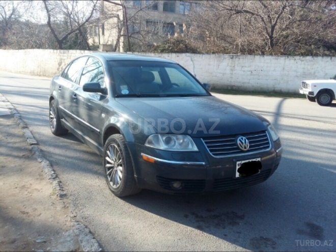 Volkswagen Passat 2003, 195,000 km - 1.8 l - Sumqayıt