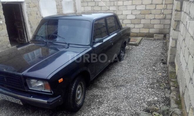 LADA (VAZ) 2107 1983, 400,000 km - 1.3 l - Quba