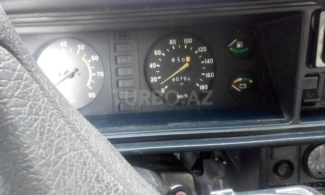 LADA (VAZ) 2107 1983, 400,000 km - 1.3 l - Quba