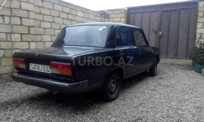 LADA (VAZ) 2107 1983, 400,000 km - 1.3 l - Quba
