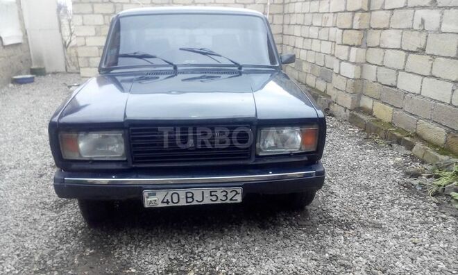 LADA (VAZ) 2107 1983, 400,000 km - 1.3 l - Quba