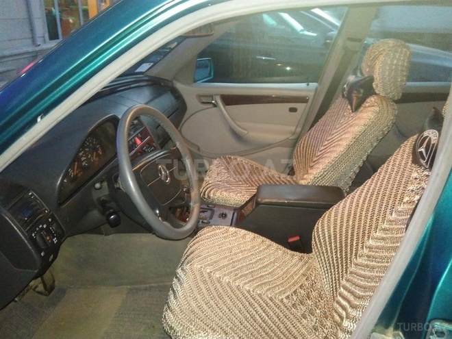 Mercedes C 180 1999, 235,749 km - 1.8 l - Bakı