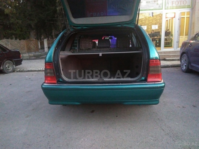 Mercedes C 180 1999, 235,749 km - 1.8 l - Bakı