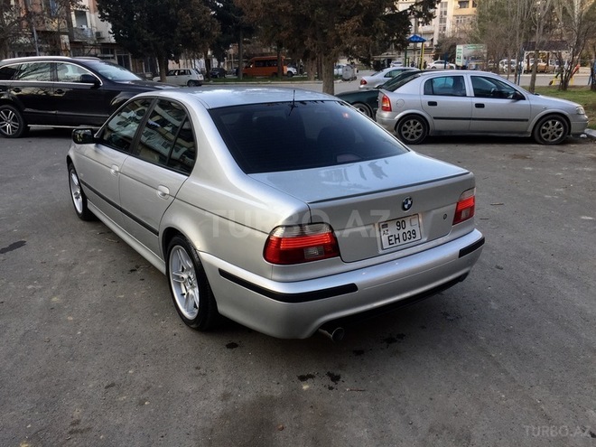 BMW 525 2002, 126,000 km - 2.5 l - Bakı