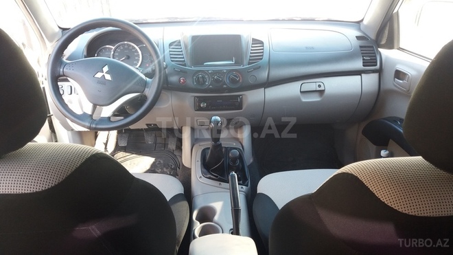 Mitsubishi L200 2014, 62,767 km - 2.5 л - Bakı