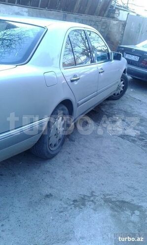 Mercedes E 230 1996, 400,000 km - 2.3 l - Bakı