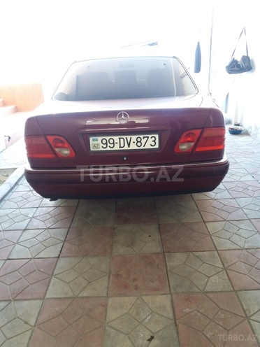 Mercedes E 200 1999, 185,000 km - 2.0 л - Gəncə