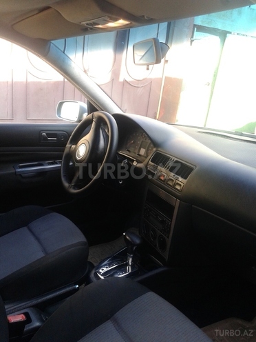 Volkswagen Jetta 2003, 168,000 km - 0.5 л - Bakı