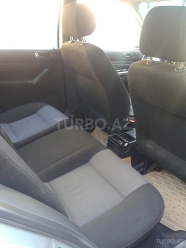 Volkswagen Jetta 2003, 168,000 km - 0.5 л - Bakı