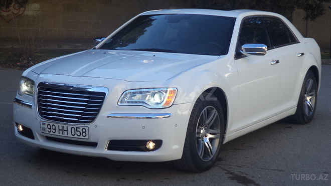 Chrysler 300C 2012, 37,000 km - 3.6 л - Bakı