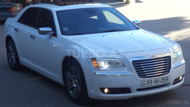 Chrysler 300C 2012, 37,000 km - 3.6 л - Bakı