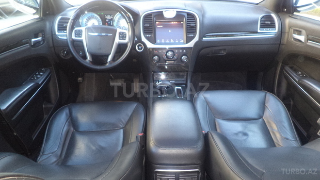 Chrysler 300C 2012, 37,000 km - 3.6 л - Bakı