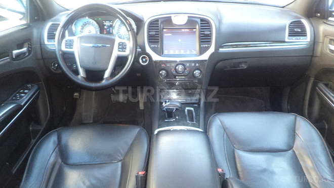 Chrysler 300C 2012, 37,000 km - 3.6 л - Bakı