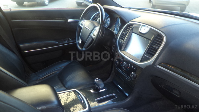 Chrysler 300C 2012, 37,000 km - 3.6 л - Bakı