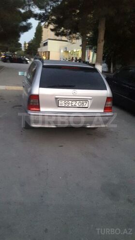 Mercedes C 240 2000, 235,000 km - 2.4 l - Sumqayıt