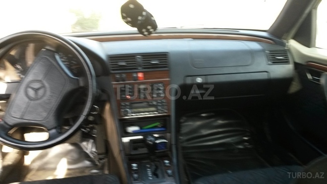 Mercedes C 200 1995, 432,528 km - 2.0 л - Xırdalan