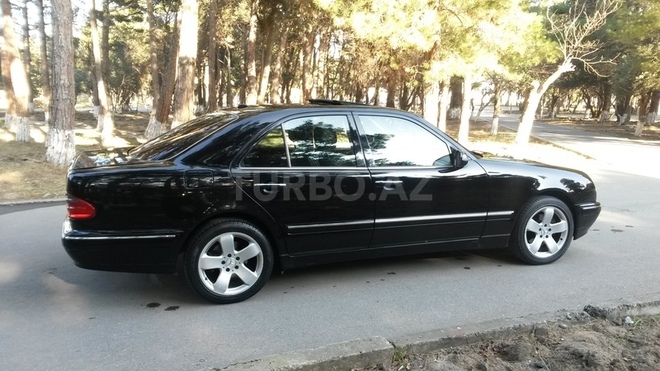 Mercedes E 320 2000, 250,000 km - 3.2 l - Sumqayıt