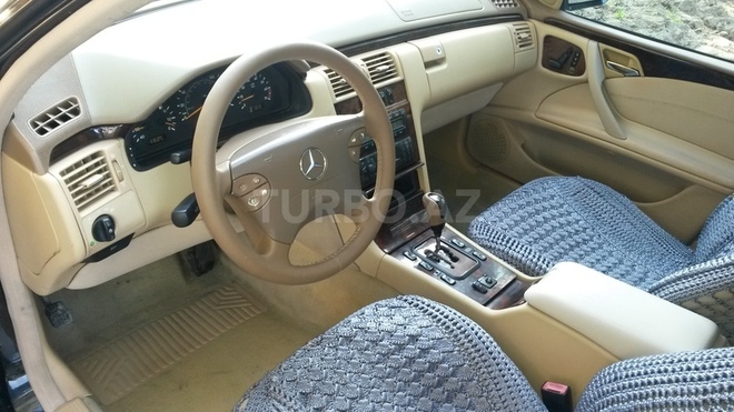 Mercedes E 320 2000, 250,000 km - 3.2 l - Sumqayıt