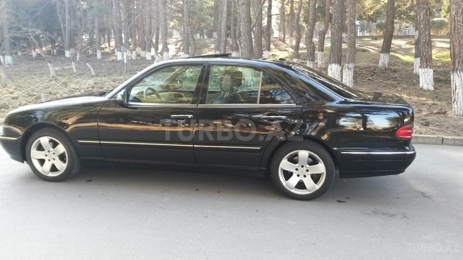 Mercedes E 320 2000, 250,000 km - 3.2 l - Sumqayıt