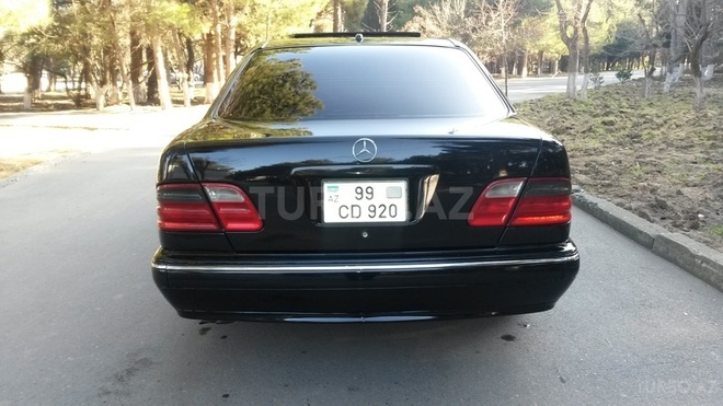 Mercedes E 320 2000, 250,000 km - 3.2 l - Sumqayıt