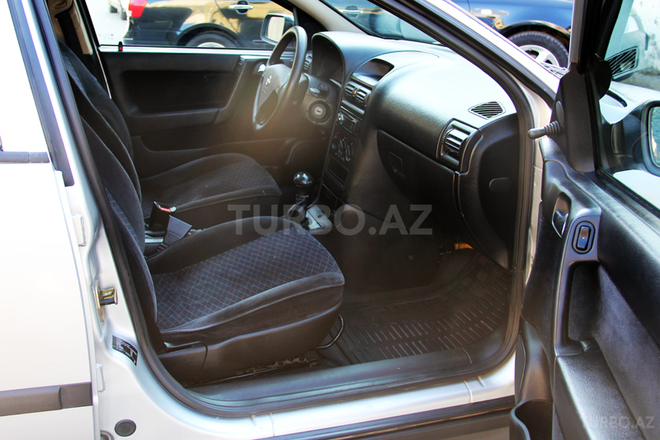 Opel Astra 1999, 246,000 km - 1.6 l - Bakı
