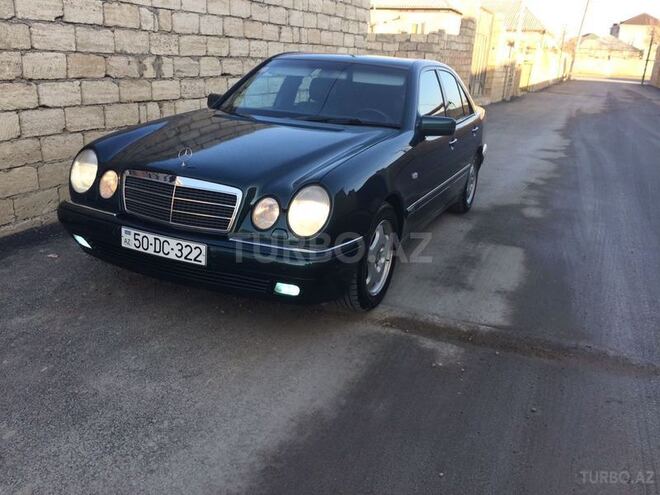 Mercedes E 240 1997, 22,186 km - 2.6 l - Bakı